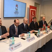 Baltkrievijas puse neizskata iespēju pārcelt Rīgā un Minskā gaidāmo čempionātu hokejā