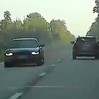 Video: Policija Vidzemē fiksējusi "Audi", kas traucas ar 192 km/h