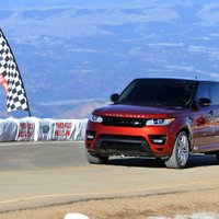 Jaunais 'Range Rover Sport' uzstāda trases rekordu Paikspīkā