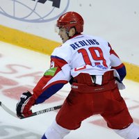 Rēdlihs palīdz 'Lokomotiv' hokejistiem pieveikt KHL līdervienību SKA