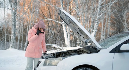 Janvārī par 65% palielinājies izsaukumu skaits pēc palīdzības uz ceļa