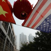 ASV evakuējušas no Ķīnas vairākus darbiniekus, kuri mistiski saslimuši