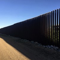 Ja sienai nepiešķirs naudu, Tramps draud slēgt ASV-Meksikas robežu