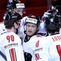 Latvijas pretinieces Šveices hokeja izlasē notikusi aizsargu rokāde