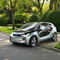 'BMW' nosaucis 'i3' elektromobiļa cenu