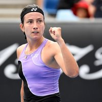 Севастова вышла в третий круг Australian Open, Остапенко победила в паре