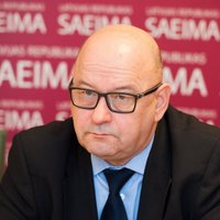Atlūgumu iesniedzis Saeimas izpilddirektors; parlamentā gaidāma vērienīga reorganizācija