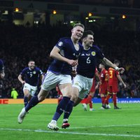 'Euro 2024' kvalifikācija: Maktomineja divi vārti palīdz Skotijai negaidīti pieveikt Spāniju