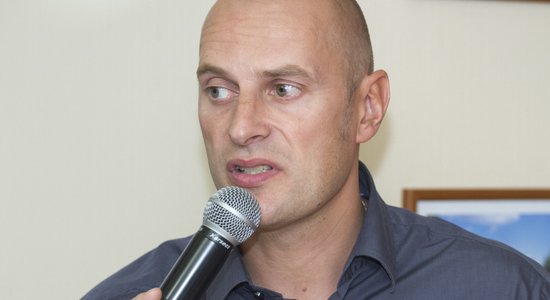 Рижанин Одиньш признан лучшим арбитром сезона КХЛ