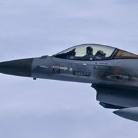 11 NATO dalībvalstis sola apmācīt ukraiņu pilotus F-16 vadīšanā