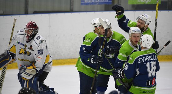 'Mogo' hokejisti Latvijas čempionāta finālsērijas pirmajā mačā uzveic 'Kurbadu'