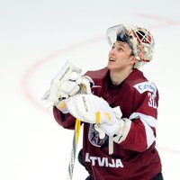 IIHF nenopietnais rangs: Elvis Merzļikins ir 'lauzto siržu viesnīcā'