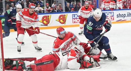 ASV hokejisti pret Dāniju gūst jau piekto uzvaru čempionātā