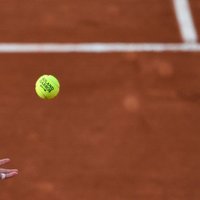 Jaunā tenisiste Bartone sasniedz 'French Open' junioru sacensību astotdaļfinālu