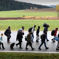Vācijā oktobrī no austrumiem centušies iekļūt teju 4900 migrantu