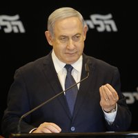 Netanjahu pieprasa imunitāti no kriminālvajāšanas