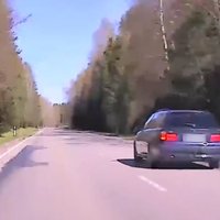 ВИДЕО. Водитель BMW разогнался на окружной дороге до 190 км/ч