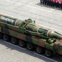 Japāna pamanījusi mobilas raķešu palaišanas iekārtas kustību Ziemeļkorejā