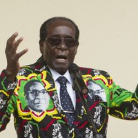 Zimbabvē arestēts mācītājs, kurš šogad pareģojis 92 gadus vecā prezidenta nāvi