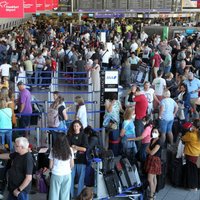 В аэропортах Мюнхена и Франкфурта скопились толпы пассажиров из-за забастовки