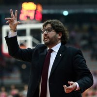 Žurnālists: Itālis Trinkjēri vadīs Latvijas vīriešu basketbola izlasi; Trinkjēri informāciju noliedz