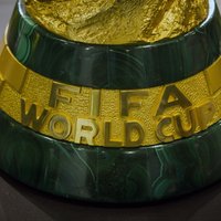 Sadalīti 2014. gada futbola Pasaules kausa finālturnīra izlozes grozi