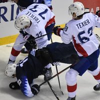 Francijas hokejisti olimpisko kvalifikāciju Rīgā sāk ar uzvaru pēc atspēlēšanās