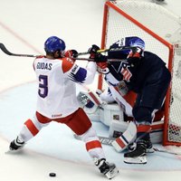 ASV hokejisti atkal izslēgšanas spēlēs apbēdina Čehiju