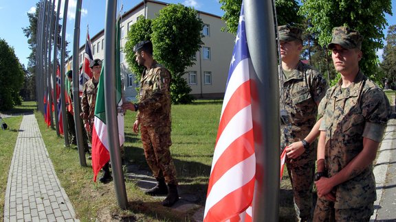 Ādažos atklāj militārās mācības "Saber Strike 2017" - 18