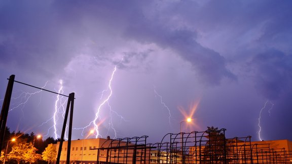 Negaiss sasniedz Jelgavu, kad latviešu volejbolisti kaldināja savu uzvaru pār ASV.