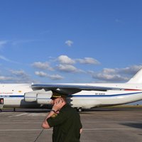 Venecuēlā nolaidušās divas Krievijas Aizsardzības ministrijas lidmašīnas, ziņo mediji