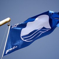 Zilais karogs šogad plīvos 13 peldvietās un jahtu ostās