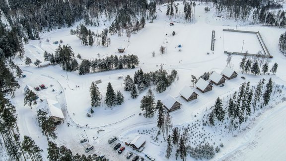  Sporta un atpūtas bāze "Smeceres sils"