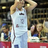 Latvijas basketbolistes pēc Krievijas uzvaras izstājas no Eiropas čempionāta