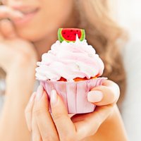 Cukura aizvietošana ar mākslīgajiem saldinātājiem svaru nomest nepalīdzēs