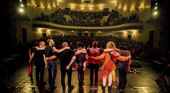 'Līvi' ar stāvovācijām nosvin koncertus Rīgā un publicē jaunu dziesmu