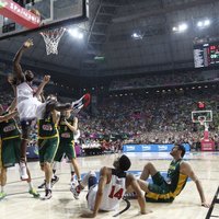 Lietuvas basketbolistiem smags zaudējums Pasaules kausa pusfinālā pret ASV