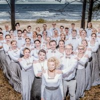 Noklausies! Koris 'Anima' un dziedošie latvieši pasaulē pirmatskaņo dziesmu 'Meža māte'