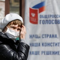 Krievijā ar Covid-19 inficēto skaits pārsniedzis 62 000