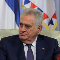 Serbijas prezidents nopeļ aizejošo ASV administrāciju