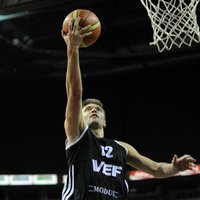 Blūms devis padomus Janičenokam par Bilbao 'Uxue Basket' komandu