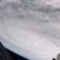 Video: Kā nāvējošais taifūns 'Haijans' izskatās no kosmosa