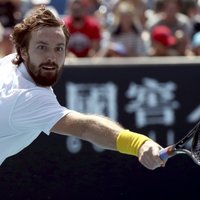 Gulbis ATP rangā atgūst 25 pozīcijas; Džokovičs atgriežas tronī