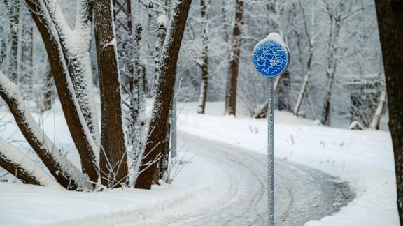 satiksme, skrejriteņi, skūteris, velo, veloceliņš, ziema-1