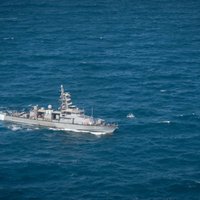 ASV Jūras spēki brīdina Persijas līcī netuvoties to kuģiem