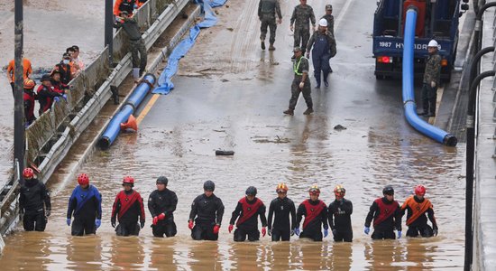 Наводнения и оползни в Южной Корее: более 40 погибших