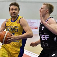 'VEF Rīga' ar drošu uzvaru sāk LBL finālsēriju pret 'Ventspili'