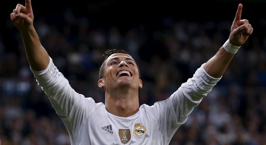 ВИДЕО: Хет-трик Роналду позволил "Реалу" разгромить земляков из "Атлетико"