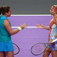 Ostapenko un Kičenoka iekļūst 'Australian Open' finālā