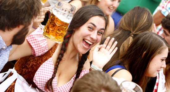 Foto: Vācijā beigušies alus svētki 'Oktoberfest'